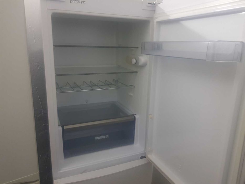 Хладилник с фризер Баукнехт