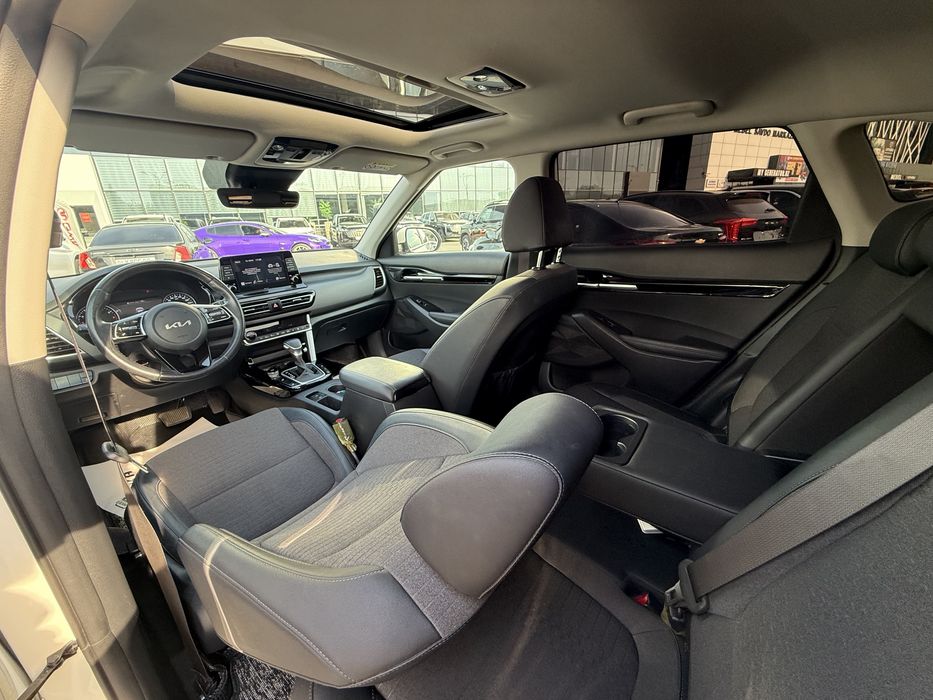 Kia seltos Prestige 2022