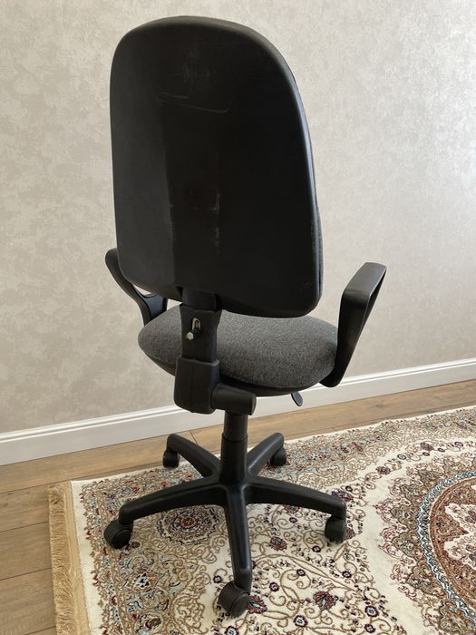 Кресло для офиса и дома