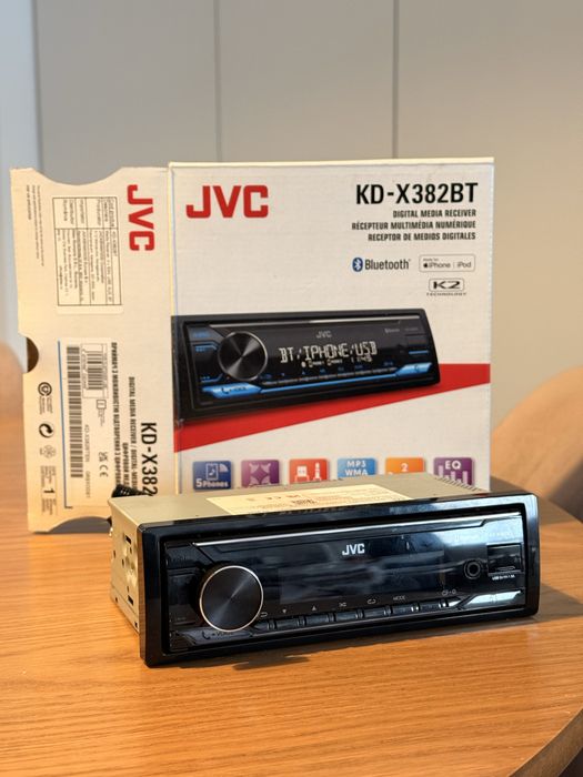 Radio auto JVC Bluetooth
