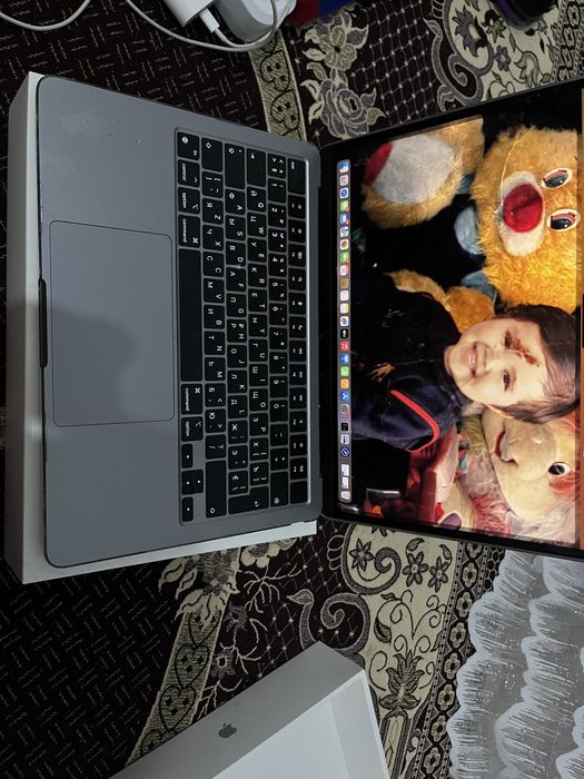 Macbook Air 13.6 в идеальном состоянии!