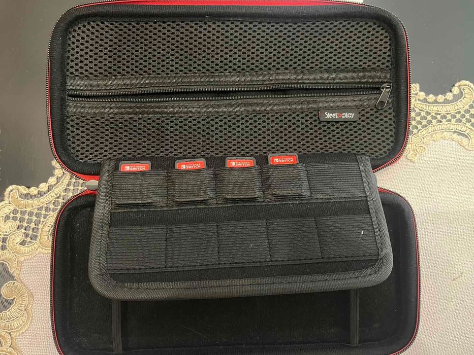 Продавам Nintendo Switch OLED