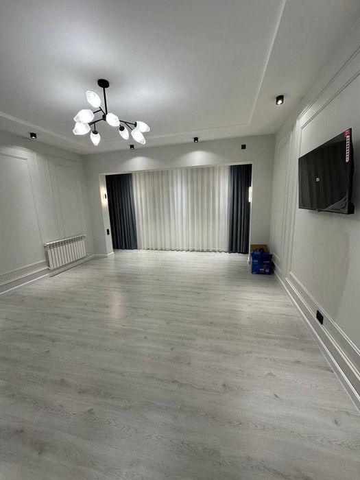 Продаётся квартира Юнусабад14 рядом метро Туркистон 2ком 64м2 ремонтом