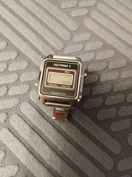 часы ЭЛЕКТРОНИКА 5 Винтажные