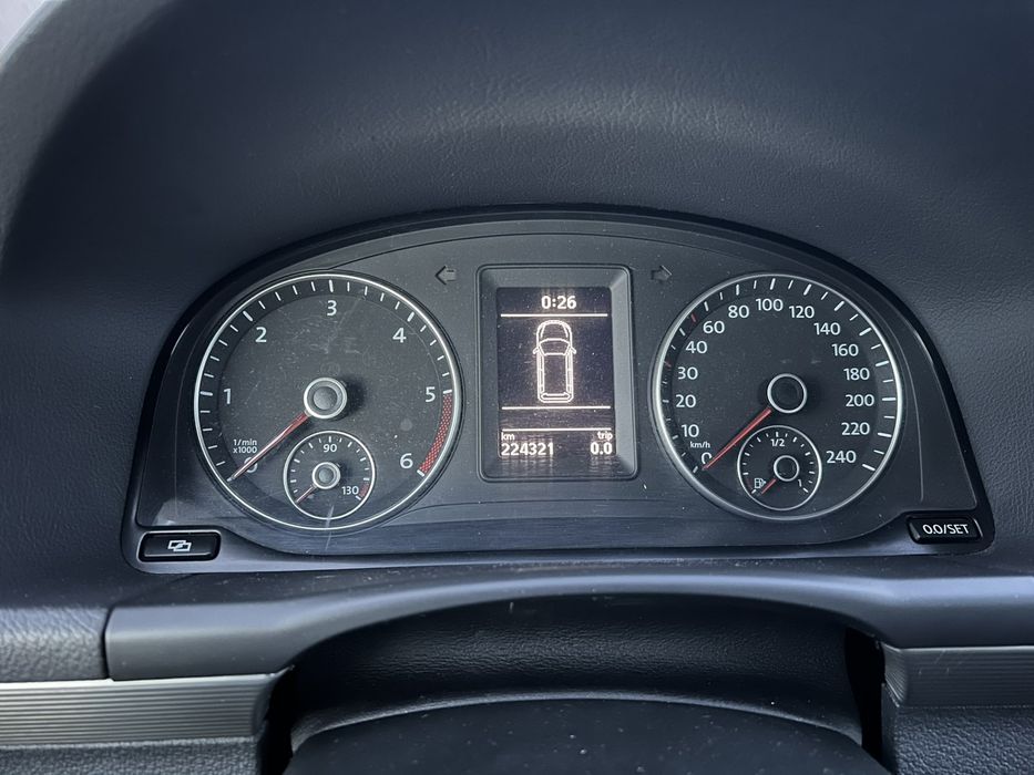 Vw touran 1.6 105 ks 2012 g код на мотора CAY