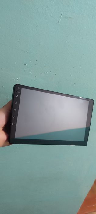 Продам андроид магнитолу на запчасти