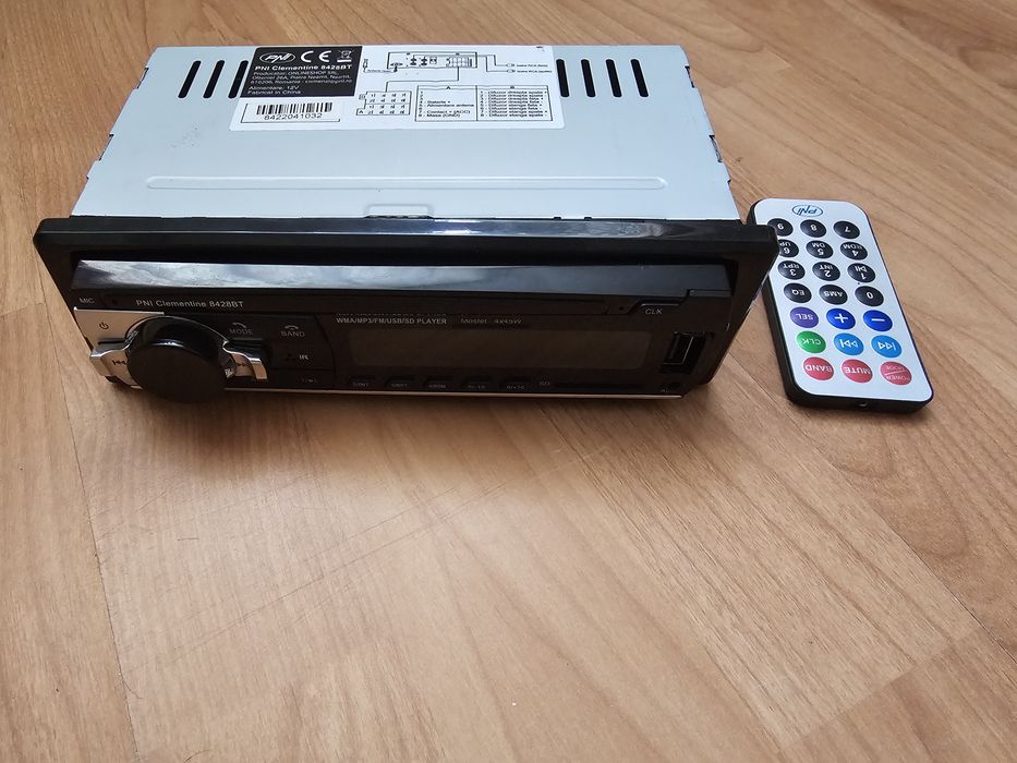 Radio casetofon auto bluetooth