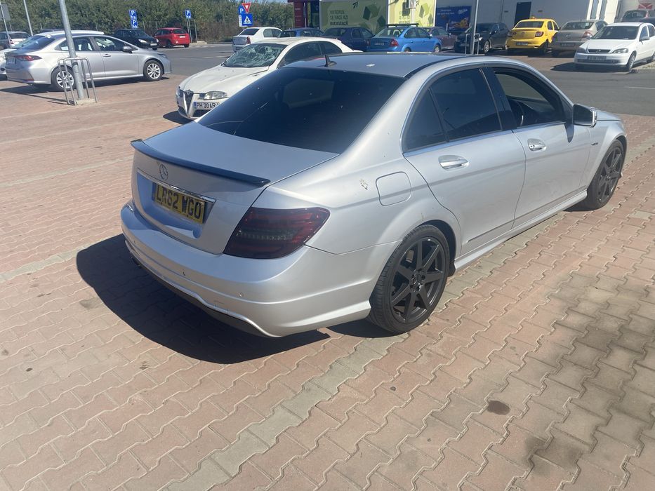 Ornamente plafon parbriz stanga mercedes w204 c204 w212 e clas