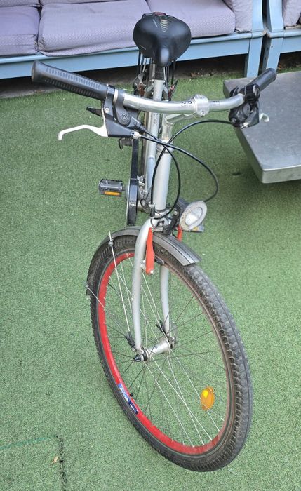 Bicicleta femei.