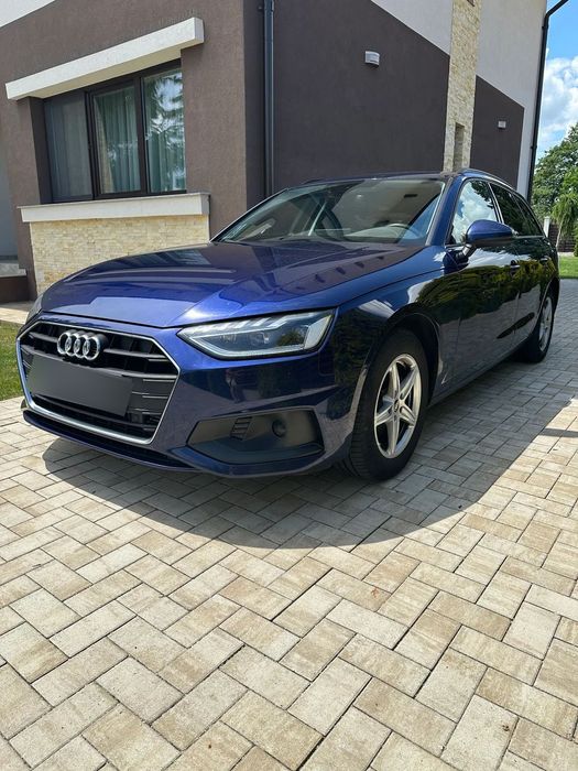 Audi A4 Avant Audi A4 Avant 35 TFSI S tronic, 2023, 98000km