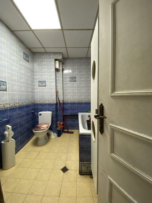 Дава се под наем Тристаен апартамент в София, Център - 134 кв.м за 840 € - Снимка #12