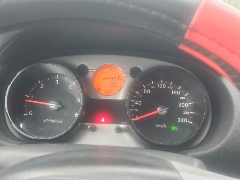 Nissan Qashqai J10