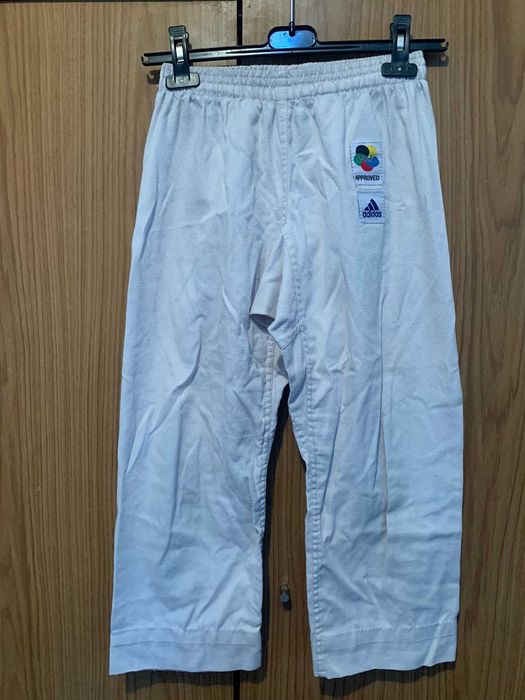 Кимоно за карате + подарък жълт колан