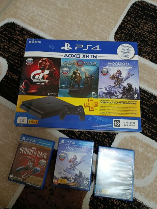 Продам Сони пс 4