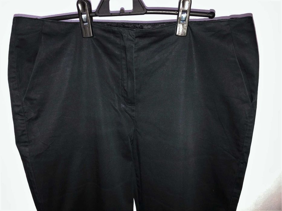 Pantaloni Armani negrii pentru femei