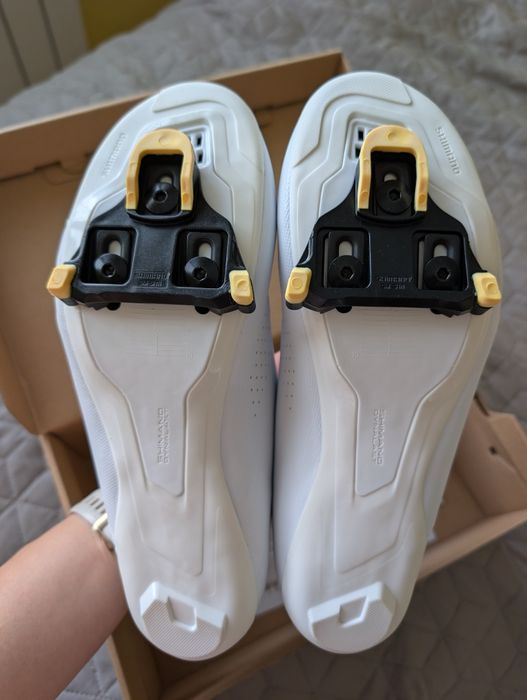 НОВИ! Обувки за колело Shimano с блокове за педали - 90€