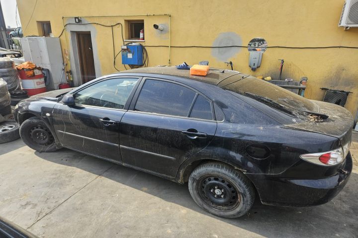 Bara fata Mazda 6 2002 2.0 MZR-CD MT (121 hp)