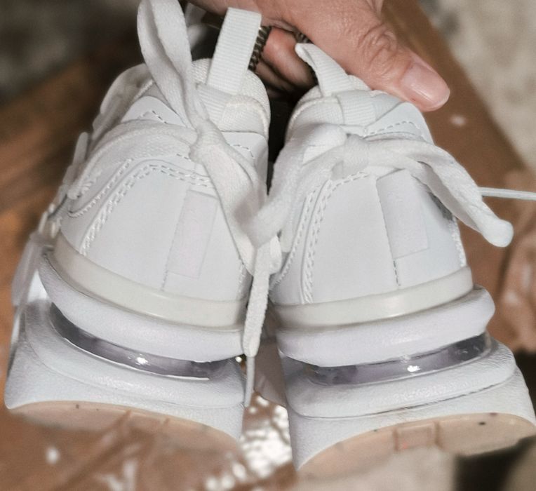Nike Furioza 37,5н. Нови! Чисто бели