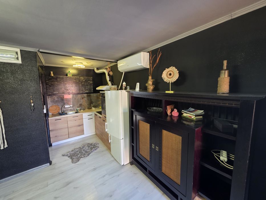 Închiriez apartament două camere Mihail Kogălniceanu central