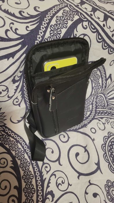 Сумочка для телефона и документов