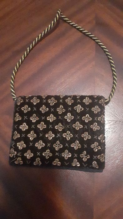 Poșete elegante   pentru ocazie