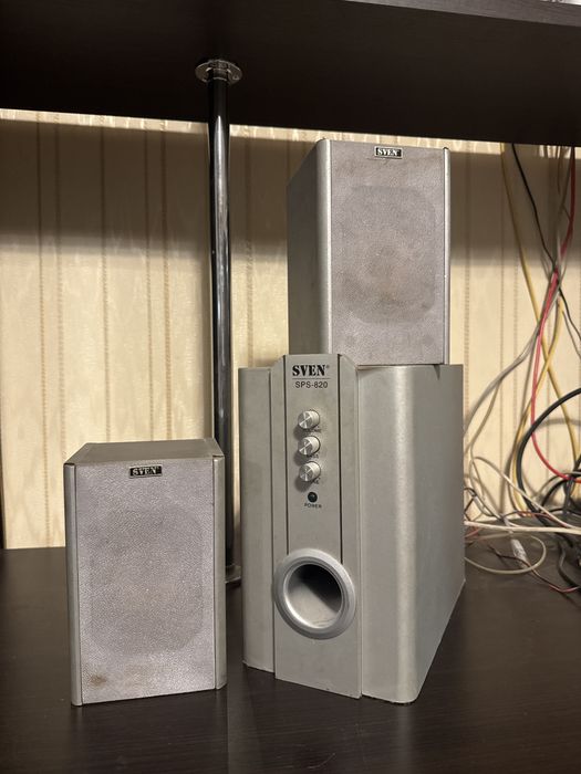 Колонки 2.1 Sven SPS-820 (с сабвуфером)