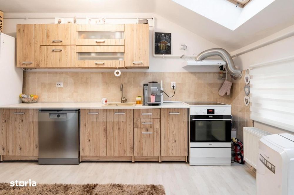 Apartament 3 camere, 58.40 mp, strada Florilor