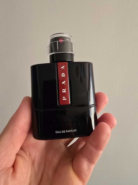 Колекция мъжки парфюми Armani Acqua di Gio Prada Luna Rossa Ocean Carbon Versace Eros Energy