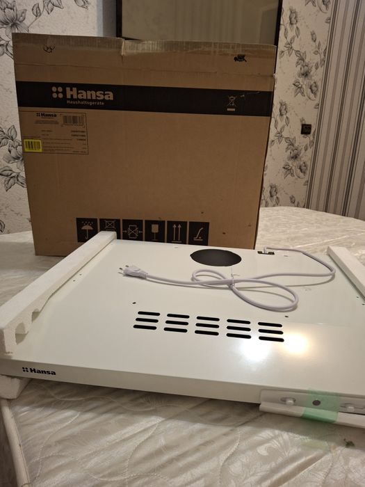 Вытяжка для кухни Hansa