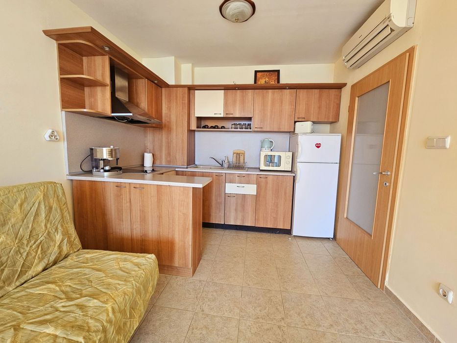 Апартамент нощувки плаж Кабакум-1 линия-Kabakum beach apartments