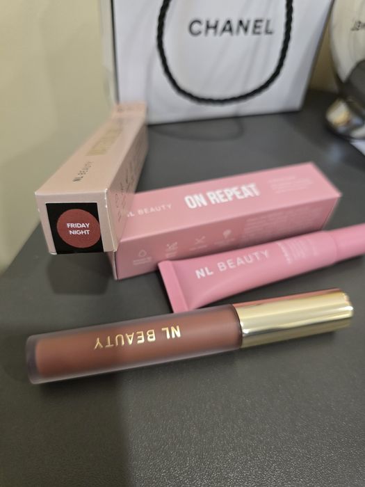 NL Beauty  матово червило и пептиден гланц