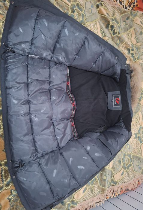 Новая мужская куртка