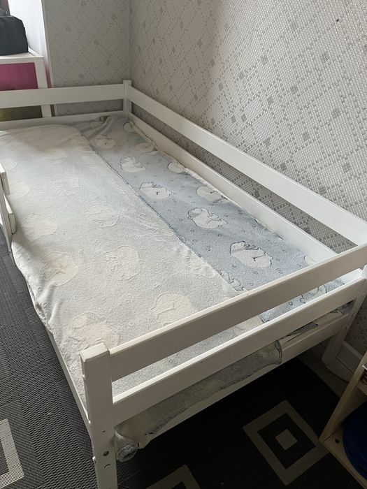 Продам кровать одна спалка