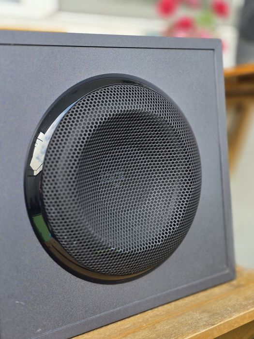 Аудио система Logitech - Z625, 2.1, черна