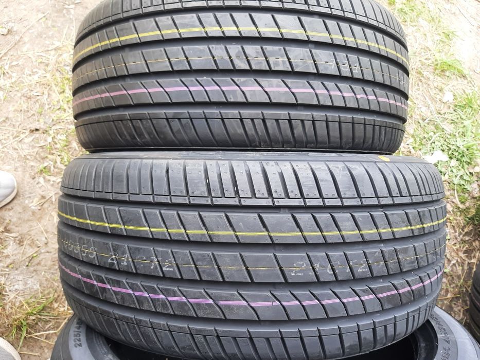 Продам шины 225/45/17 нексен.