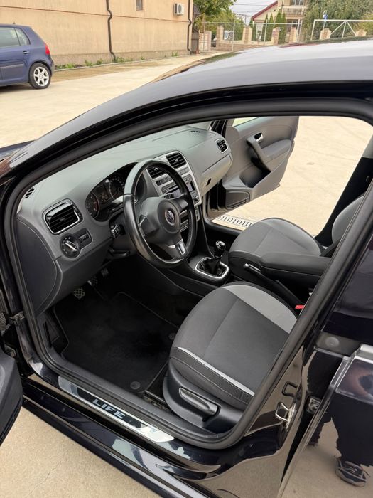 Vand vw polo 1.2 benzina