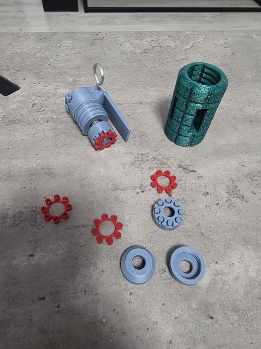 Grenadă Airsoft cu Impact (Reutilizabilă) – Printată 3D (Funcționează cu capse)