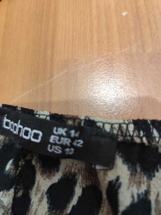 топ   с  дантела