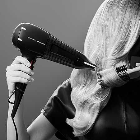 Сешоар за коса Rowenta x Karl Lagerfeld CV591L , 2100W