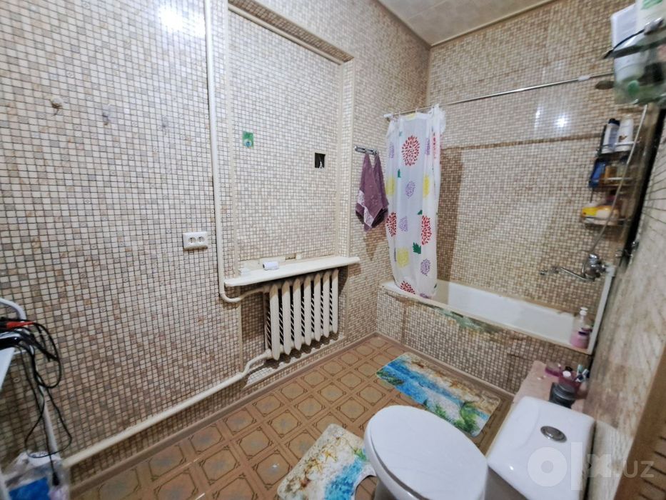 Сдам участок 4 ком Рисовый базар.