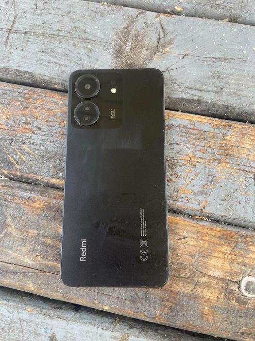 Vând redmi 13 c 256 GB