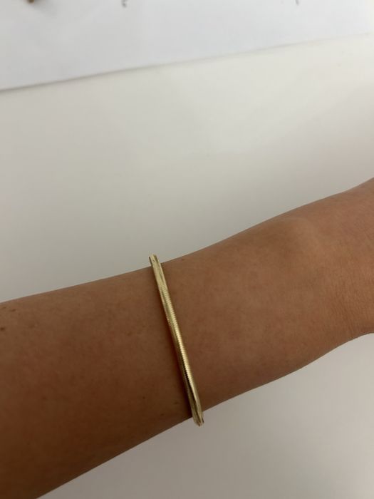 Bratara elsatica din aur