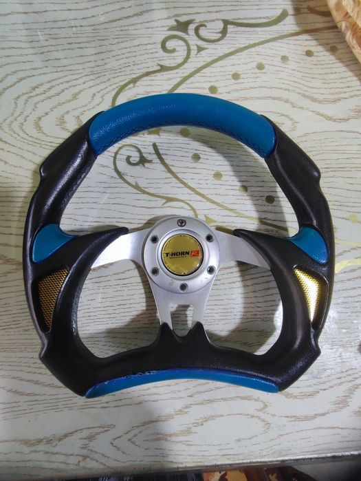 Rul sportivniy Lyuboy moshinalarga va boshqalariga