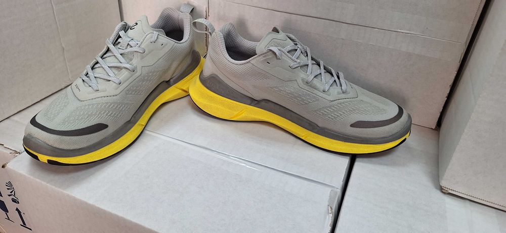 Спортни/ ежедневни обувки Ecco