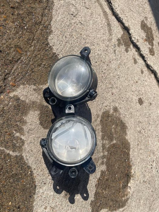 Продам противотуманные фары