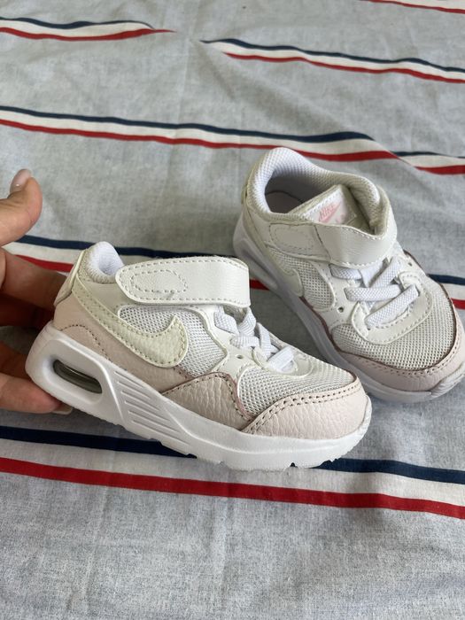 Обувь для девочек сапоги крассовки