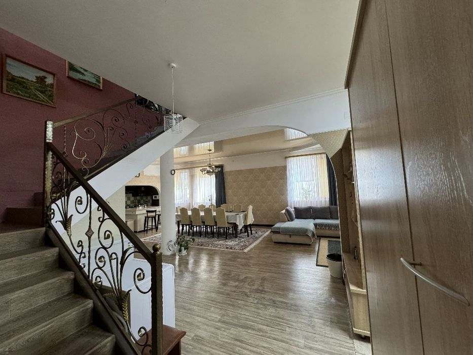 Продаётся  недвижимость