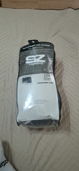 Boxing Gloves SZ Fighters Evolution Line 10 OZ