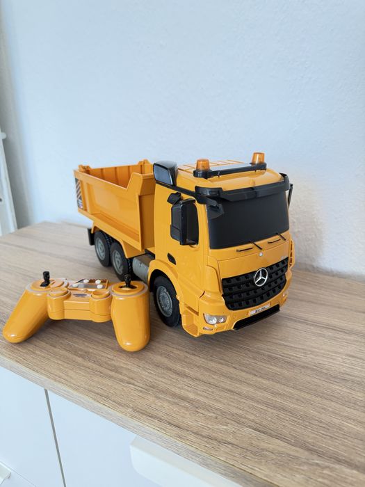 Голям самосвал/камион с дистанционно управление, Mercedes Benz Arocs, мащаб  1:20