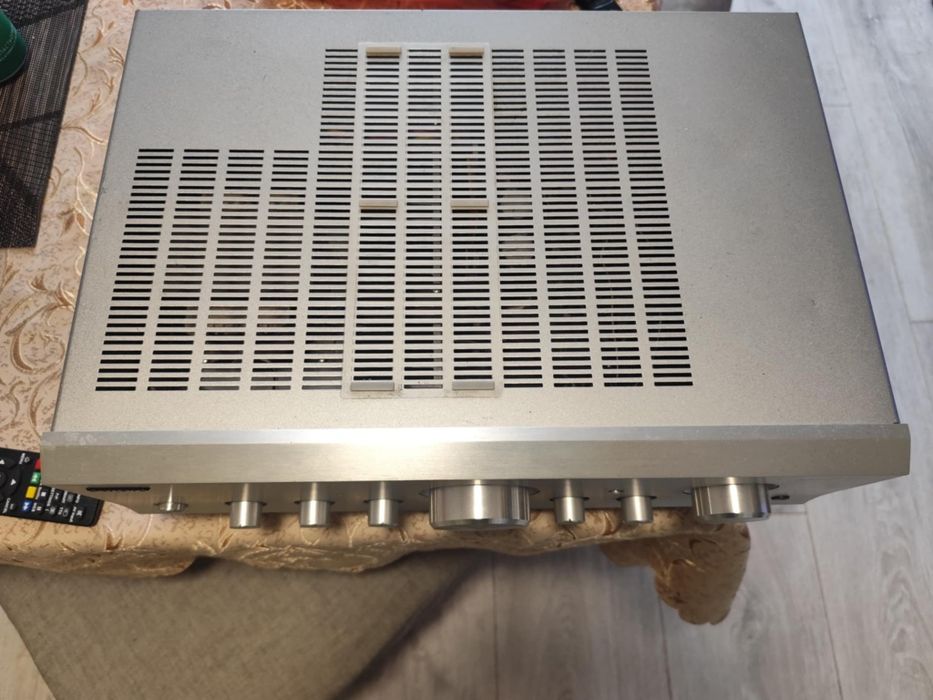 Усилвател Onkyo A 9377